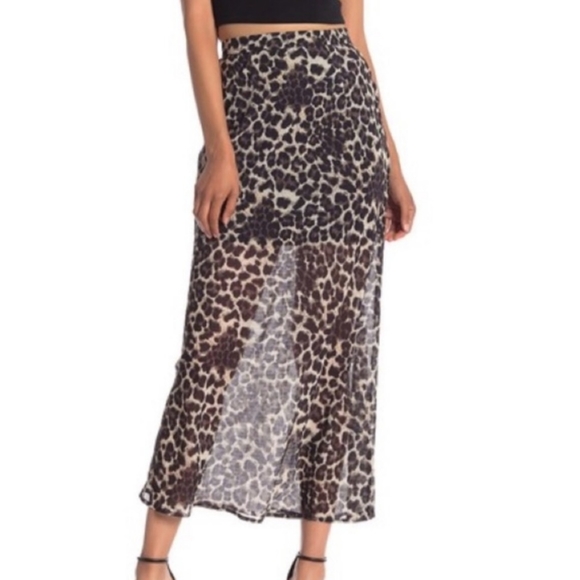 Know One Cares Dresses & Skirts - Know One Cares Leopard Print Sheer Maxi Skirt M 🆕